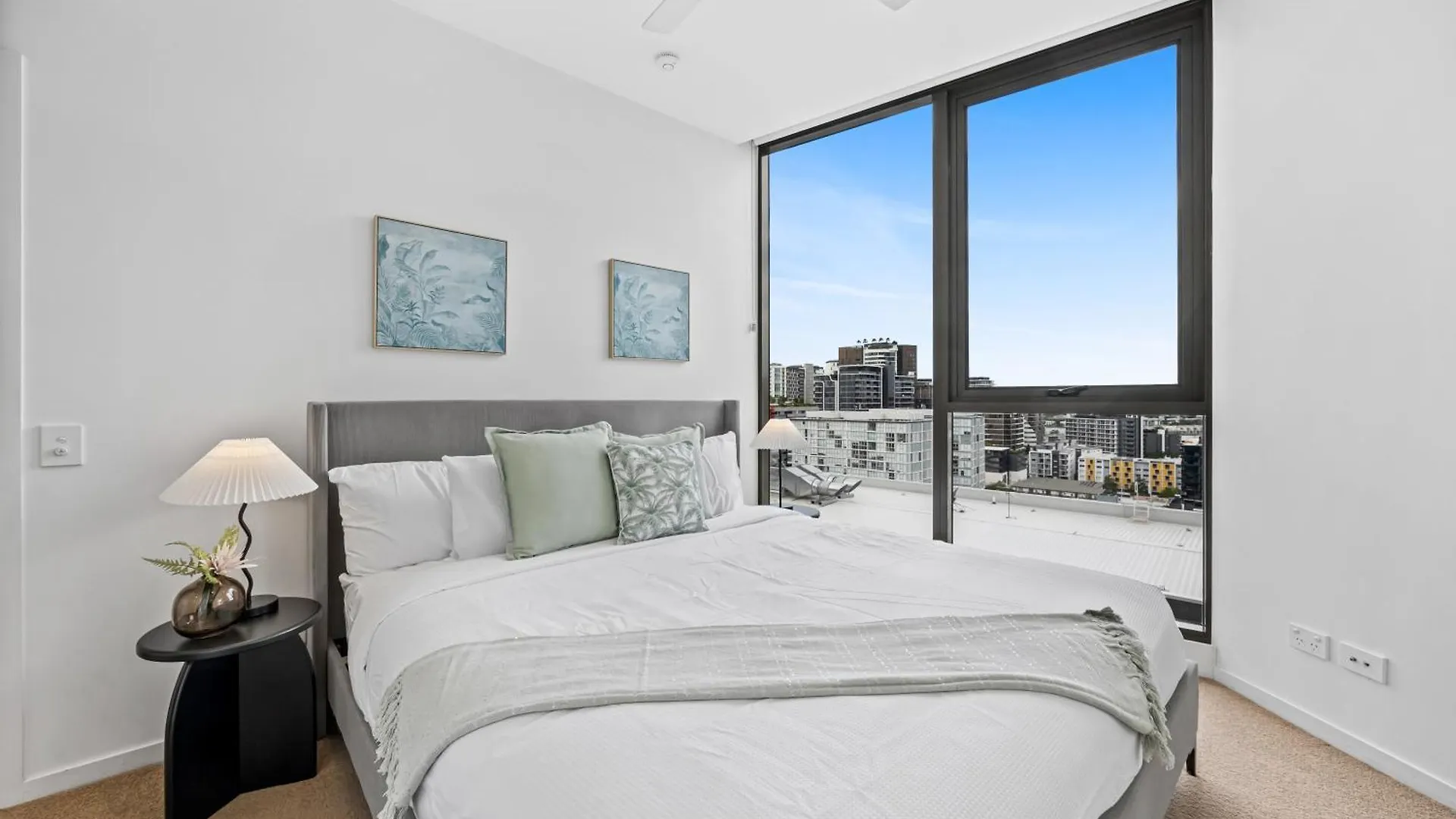 Capri Apartments - Free Secure Parking 브리즈번